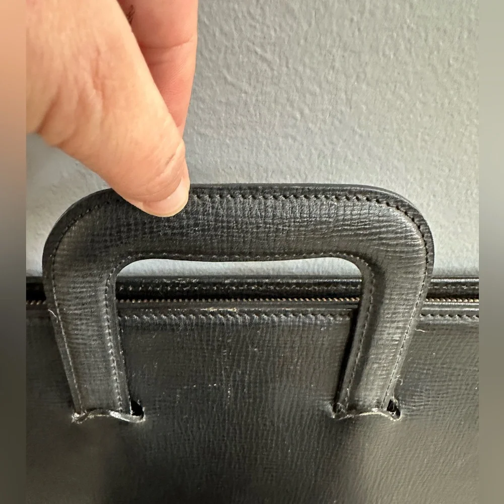 Burberry’s Briefcase Business Bag – Includes Lock/Key & COA Burberry - Authentic - Picture 2 of 14